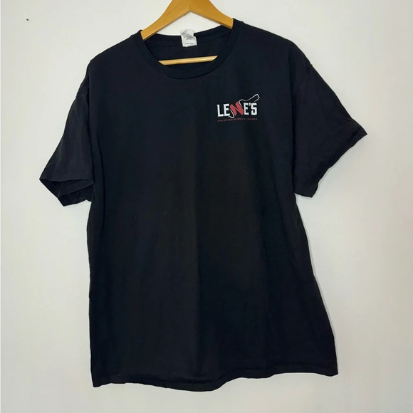 Hanes Authentic Black T-shirt “Lenes Unlimited wine and liquor” made in Dom. Rep - Picture 2 of 9